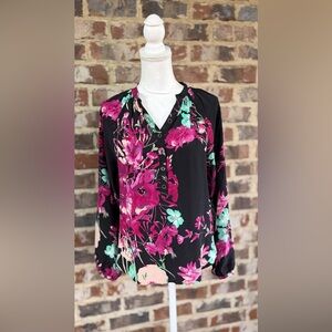 🦋Yumi Kim Black Blouse with Fuchsia Floral Print